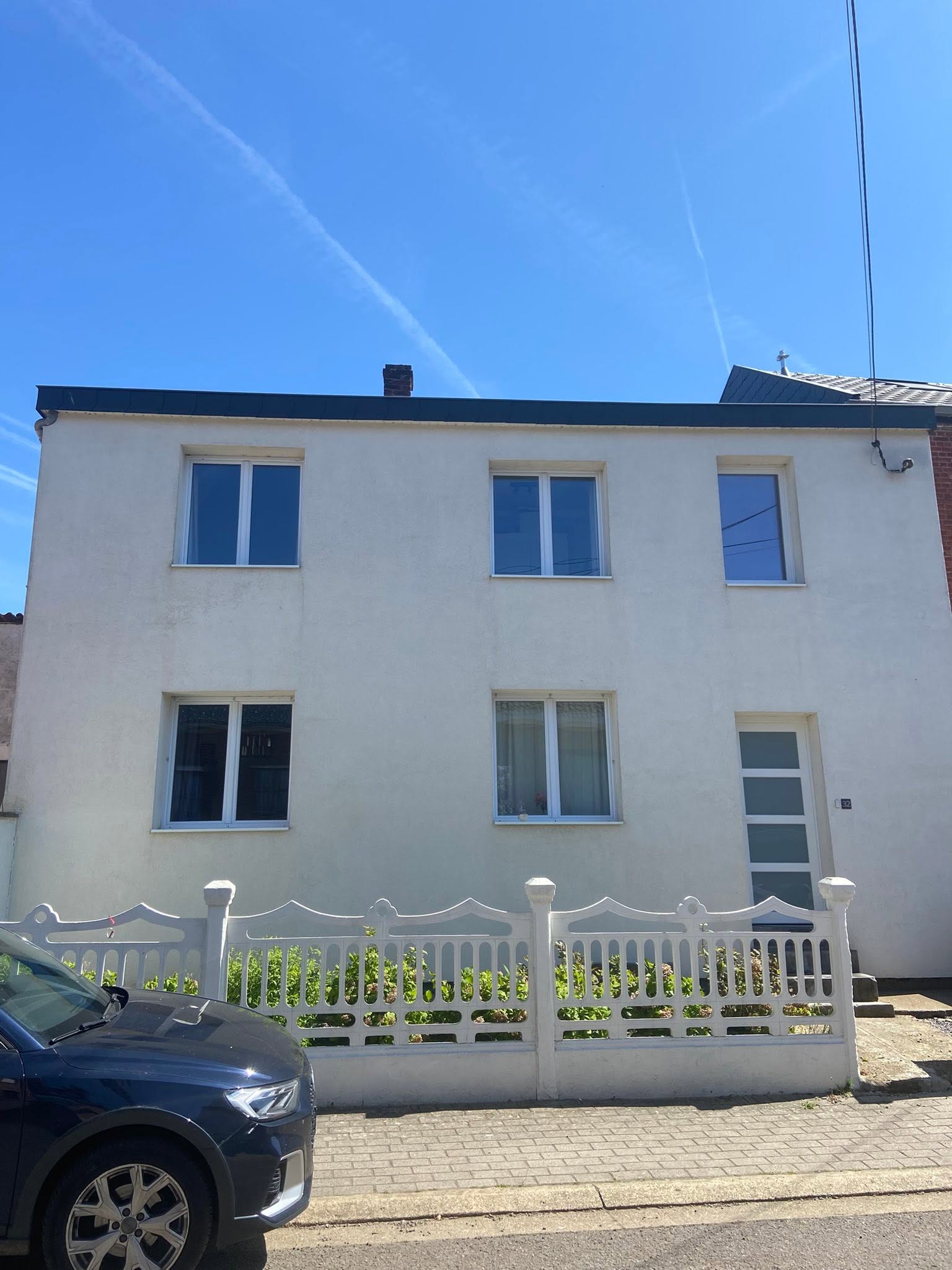 Façade après nettoyage par Plainevaux Bio-Clean